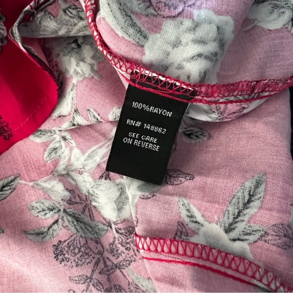 TORRID NEW Acas Flutter Sleeve Button Front Mini Dress Floral Pink Size 0 - Picture 7 of 7